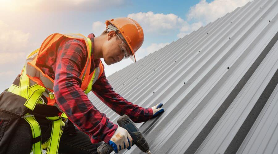 Professional residential roofers in Freeman Spur, IL